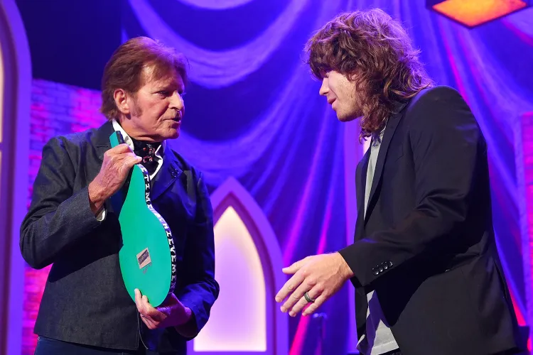 People on Jesse and John Fogerty