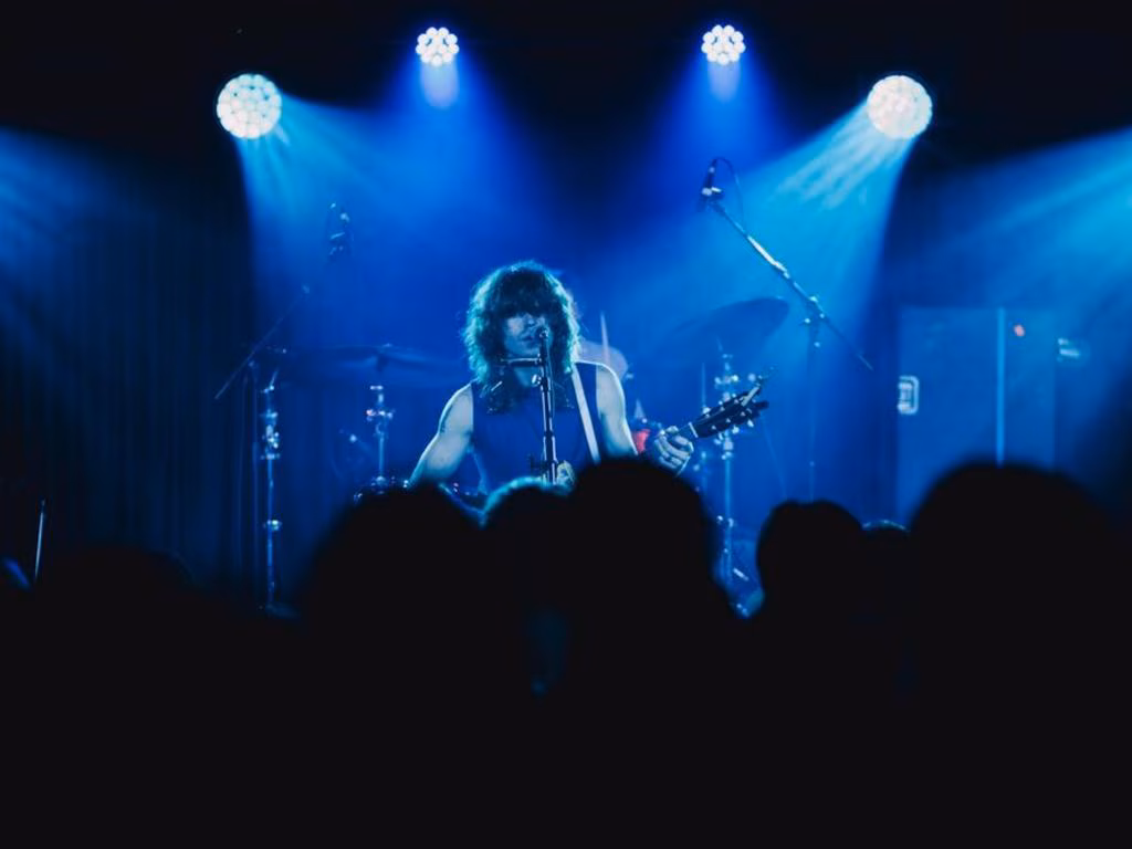 Jesse Welles has brought back protest music